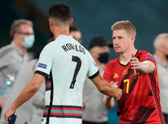 老熟人！足协杯韩国主裁高亨进曾在亚洲杯漏判国足对手红牌